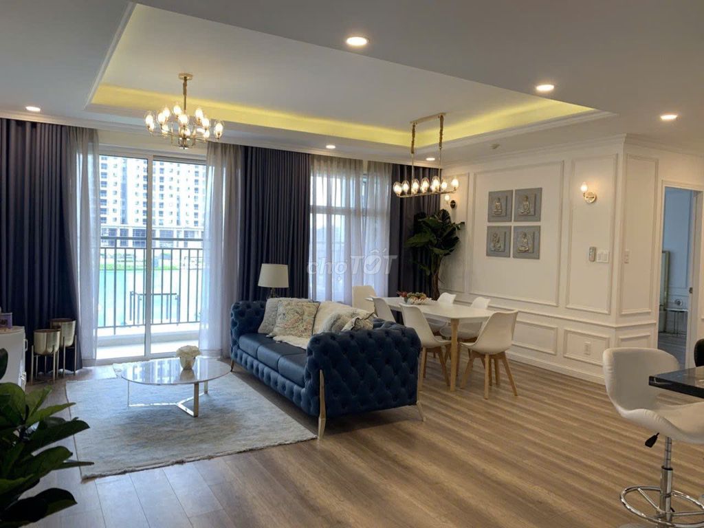 Sunrise Riverside for a two-room design.