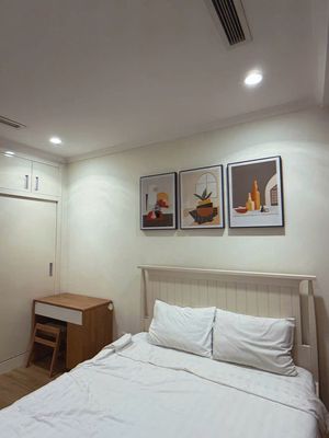 Baser Phan Văn Hớn apartment, District 12. 70 meters two bedrooms. Full interior. Eight million.