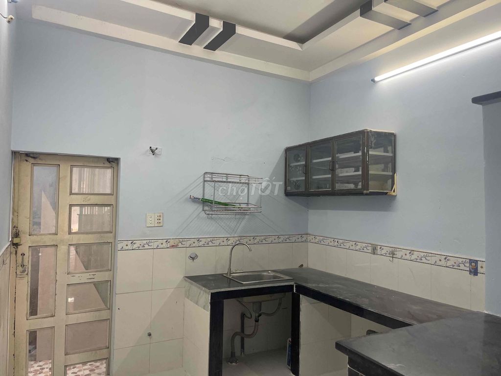 The district root 8 – 4 bedrooms, alleys - 9.5 million