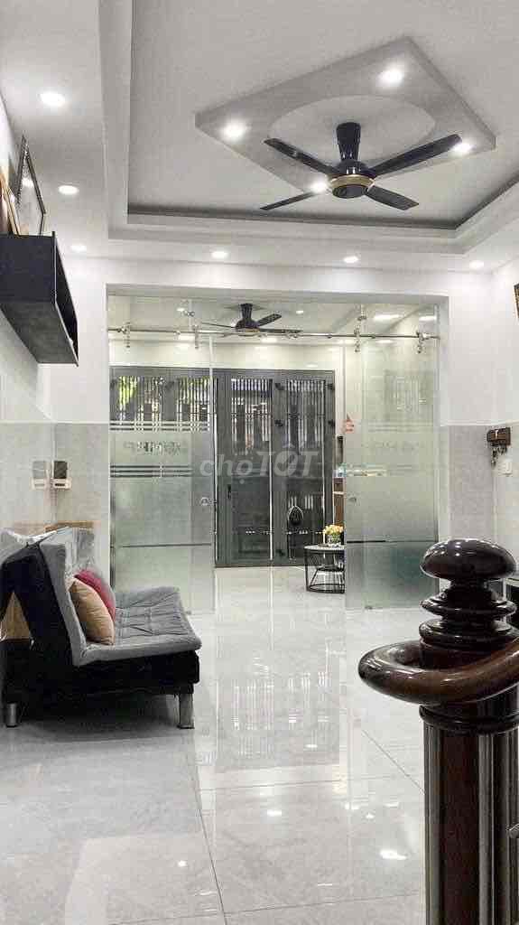 4 bedrooms, 4 x 20 meters, Thoại Ngọc Hầu, Phú Thạnh, Tân Phú