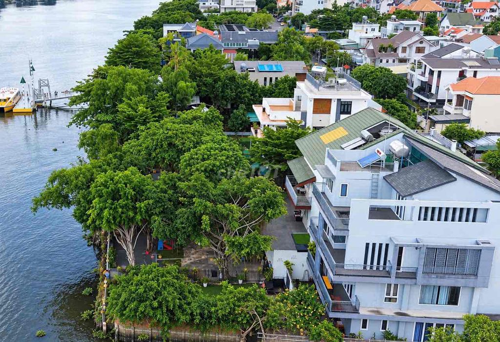 Rent the villa, river view. It's 50 million a month. _Month floor area