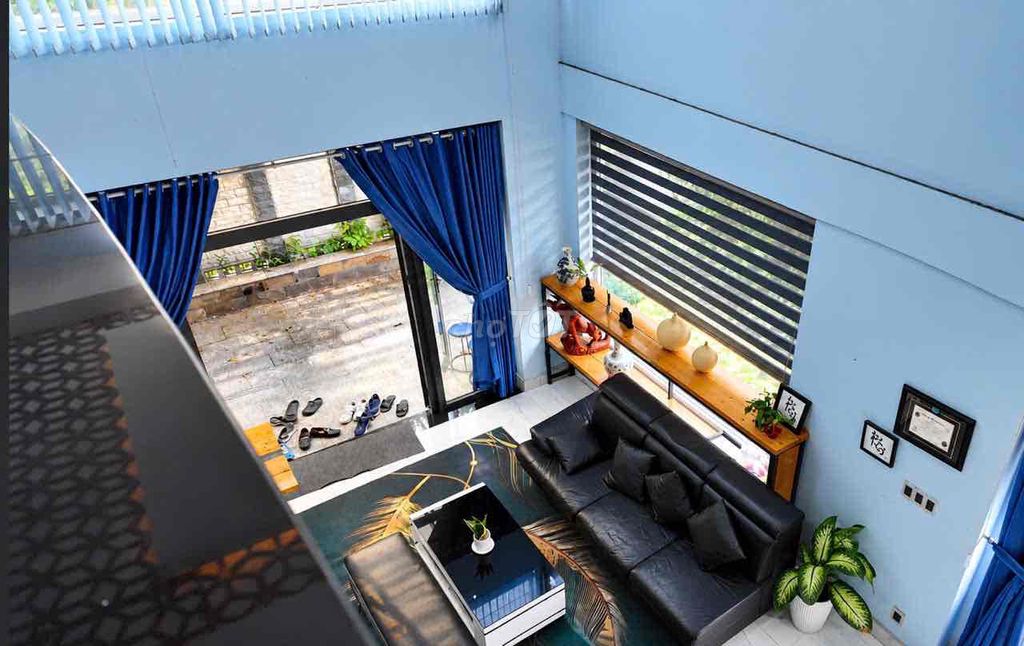 Rent the villa, river view. It's 50 million a month. _Month floor area