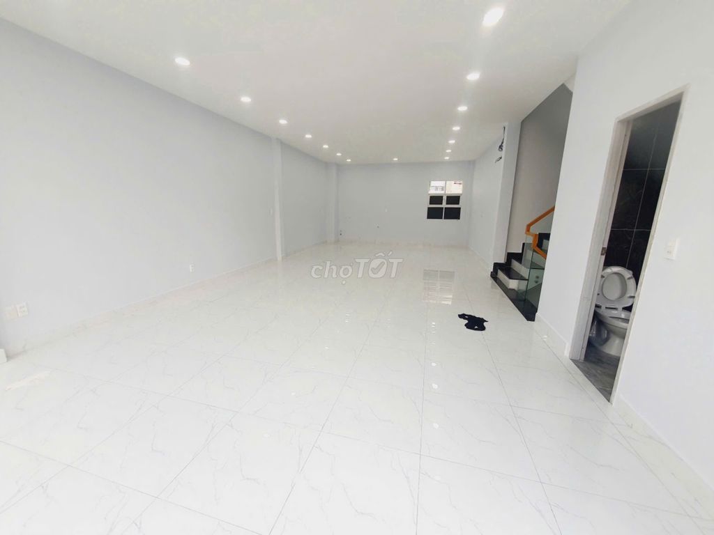 built - 58 MICORAL REPUBLIC 10, Q.Phú Nhuận - area using 430 m2