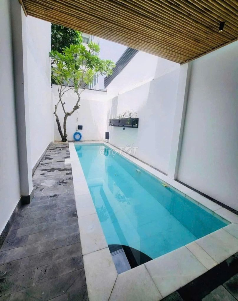 Nguyễn Cừ root, Thảo Điền, District 2-1 1st Land 2 floors, pool. It costs 70 million a month.