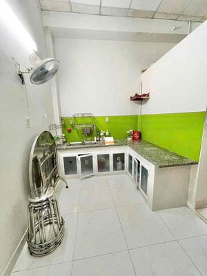 The big house has interiors 4*16 meters 1 2-story bedroom Lê Văn Thọ