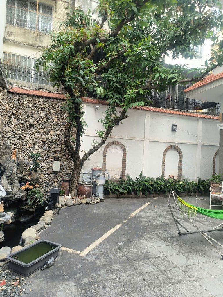 Rent the mansion-- beautiful, broad, productive-- Q. Tân Bình