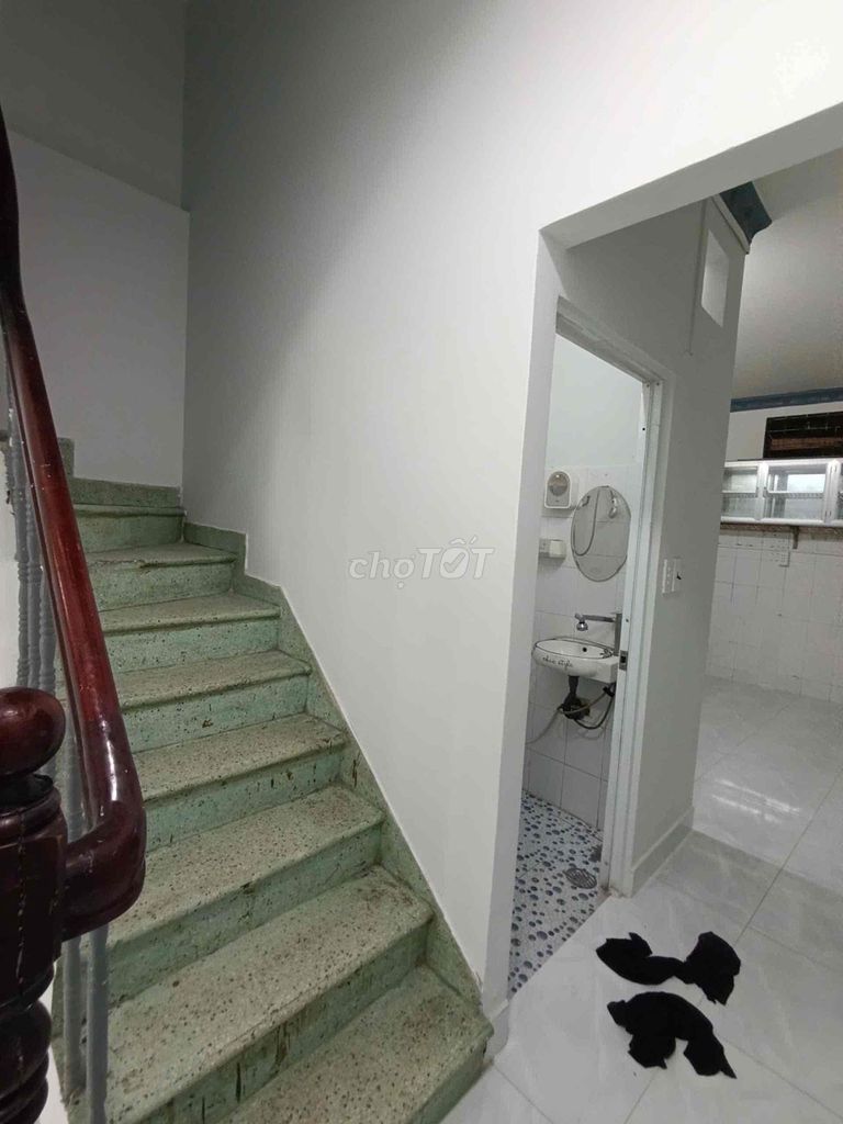 Rent the original house. It's all set up, Fourth.