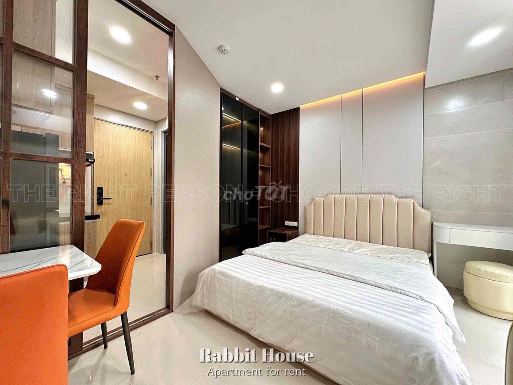 The apartment. A separate kitchen. - Super open balcony.