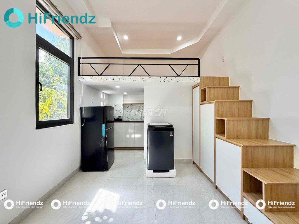 Open 12 apartments. The balcony, the window near the airport, Emart.