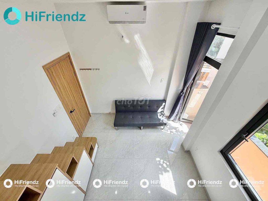 Open 12 apartments. The balcony, the window near the airport, Emart.