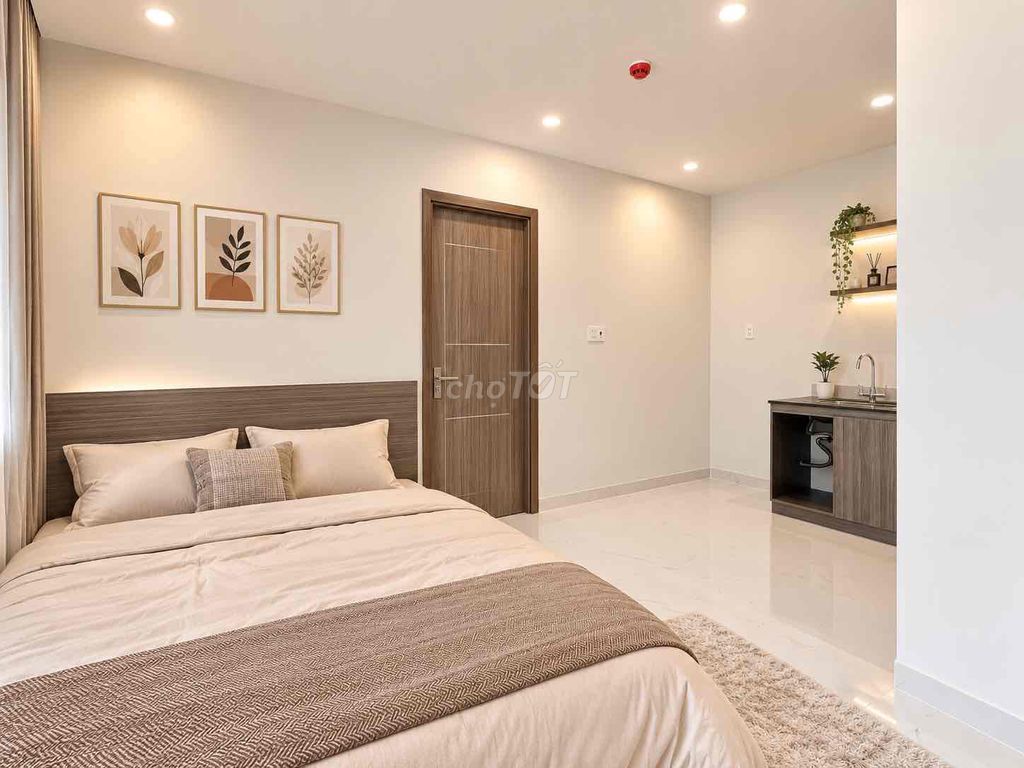 Open service apartment only 3