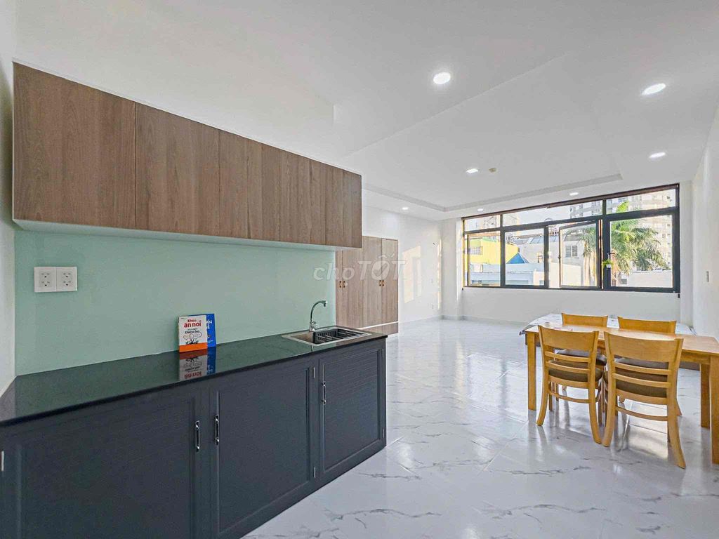 Rent the mini elevator apartment right here at Hai Bà Trưng - ve Lit 8 district 1