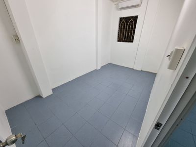Three bedrooms plus two toilets plus kitchen to living room - master