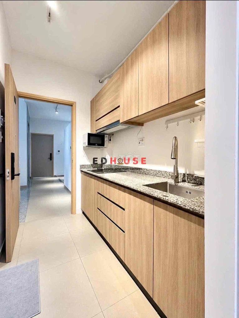Supersonic in Khánh Hội, District 4, bandol view landmark, elevator, R wash machine.