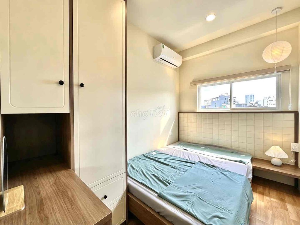 Open two separate bedrooms, super open Bình Thạnh.