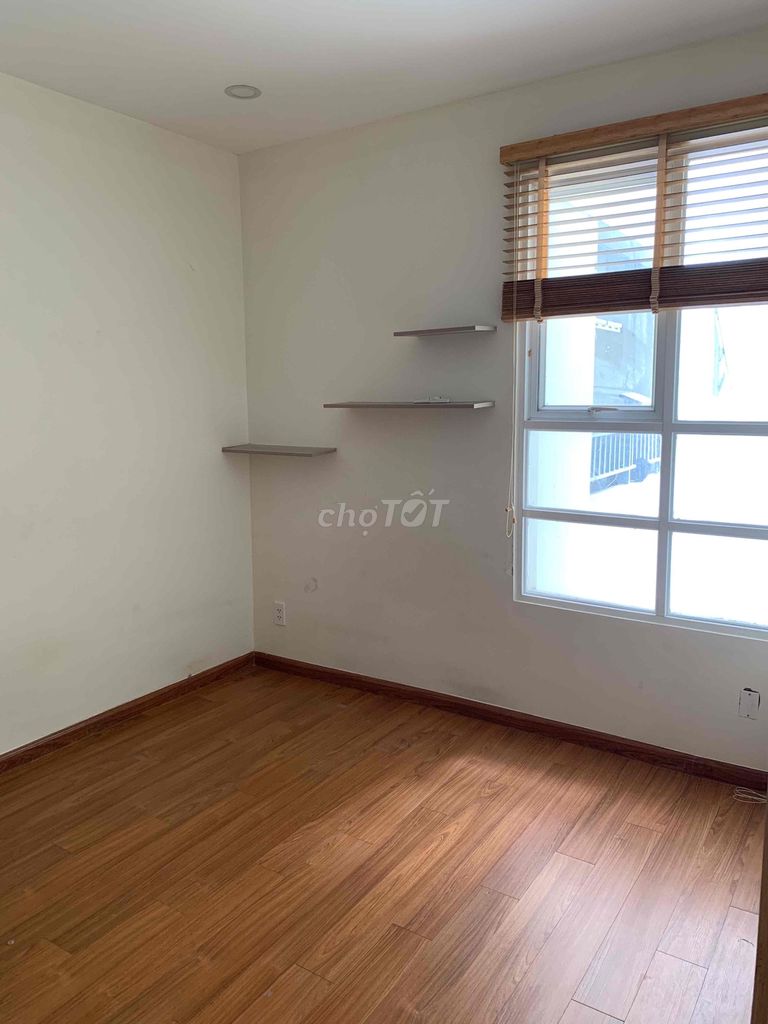 Rent three bedrooms, two full-scan toilets, for 9 million and a half together Dream Home District 8