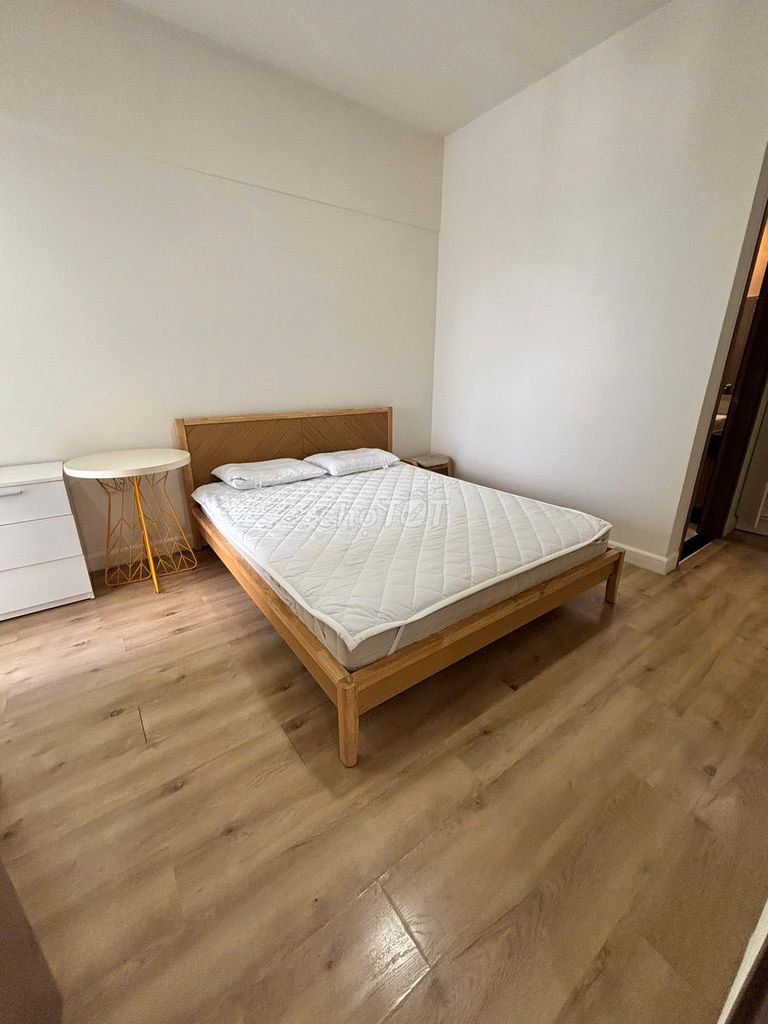 Rent Galaxy 9 District 4, 2 bedrooms, 16 million a month.