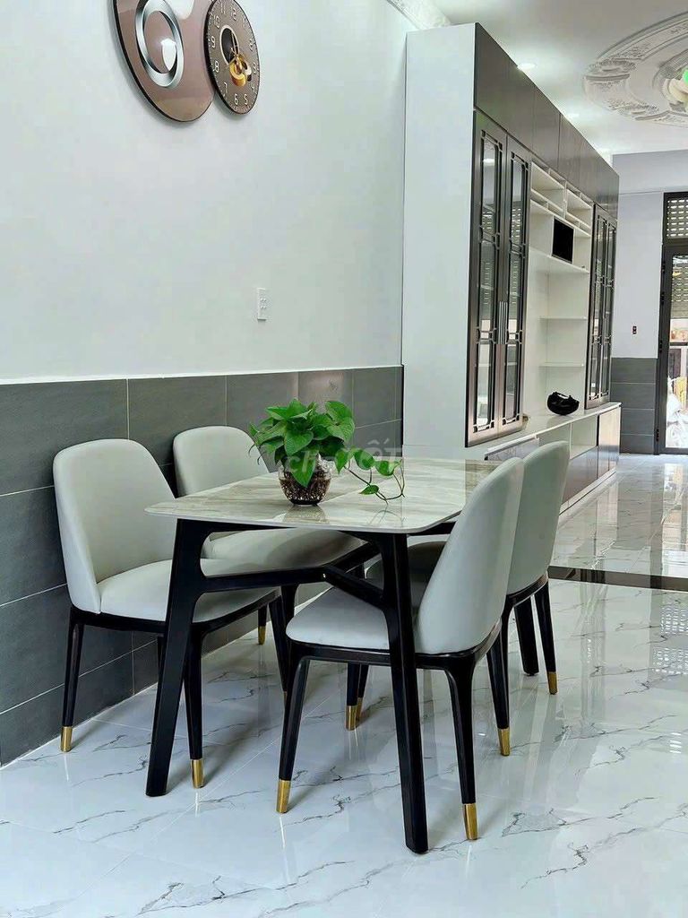 Rent Huỳnh Tấn Phát Hall, P. Tân Phú, District 7