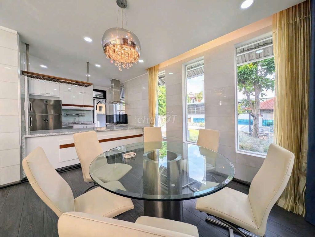 Rent a couple house in Tai Chi 2-Phú Mỹ Hưng.