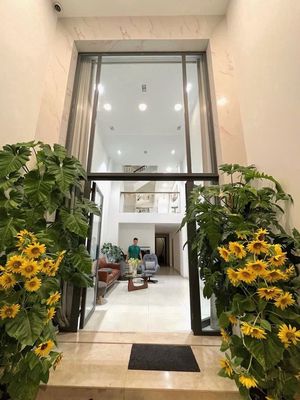 Renting Đặng Văn Ngữ qpn 4 X20 M car out of 2 floors, 38 million.