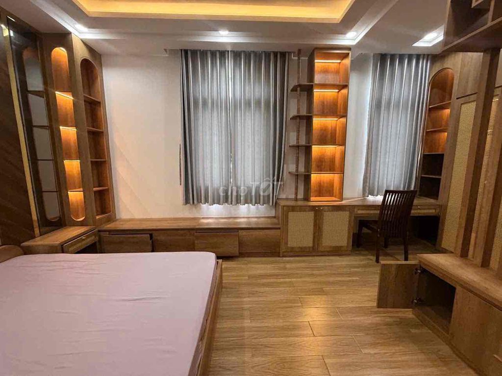 Rent the original Nhà Bè bedrooms plus 5 toilets full of property 25 million a month.