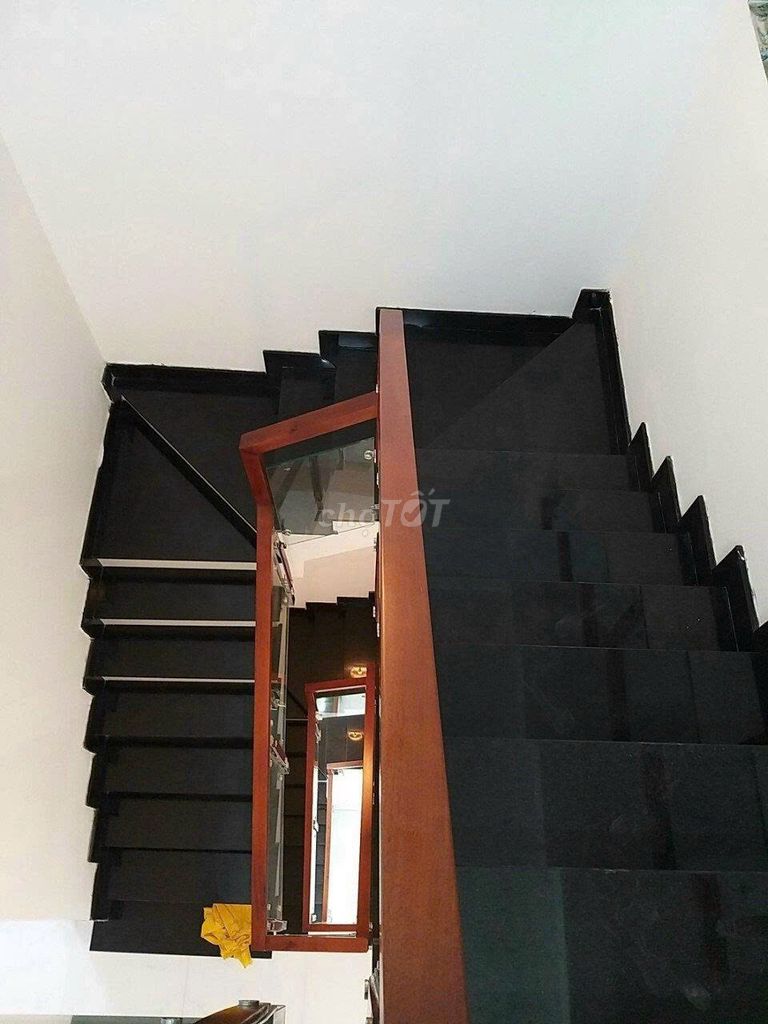 Rent a 206/2-B Nơ Trang Long-712 QBình Thạnh