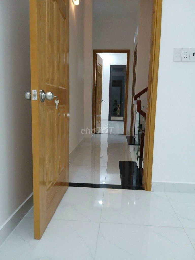 Rent a 206/2-B Nơ Trang Long-712 QBình Thạnh