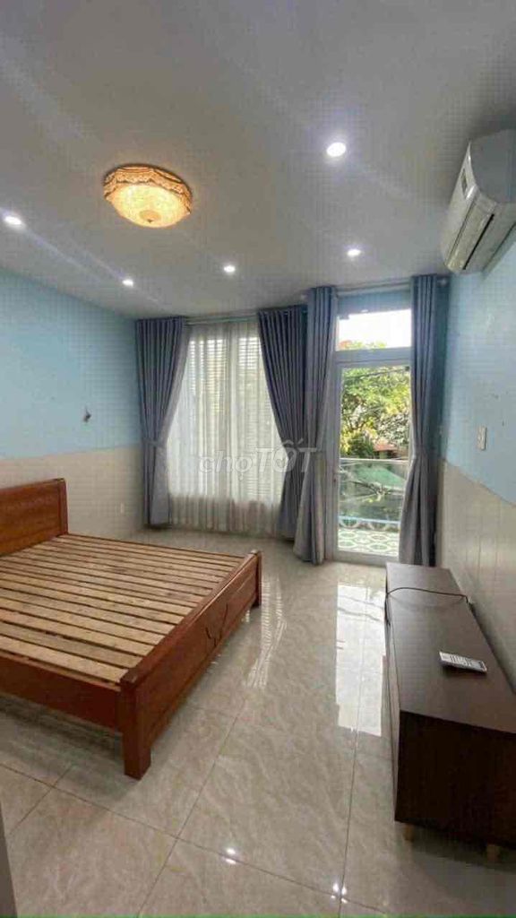 Rent the entire Bình Thới district 11 4 bedrooms