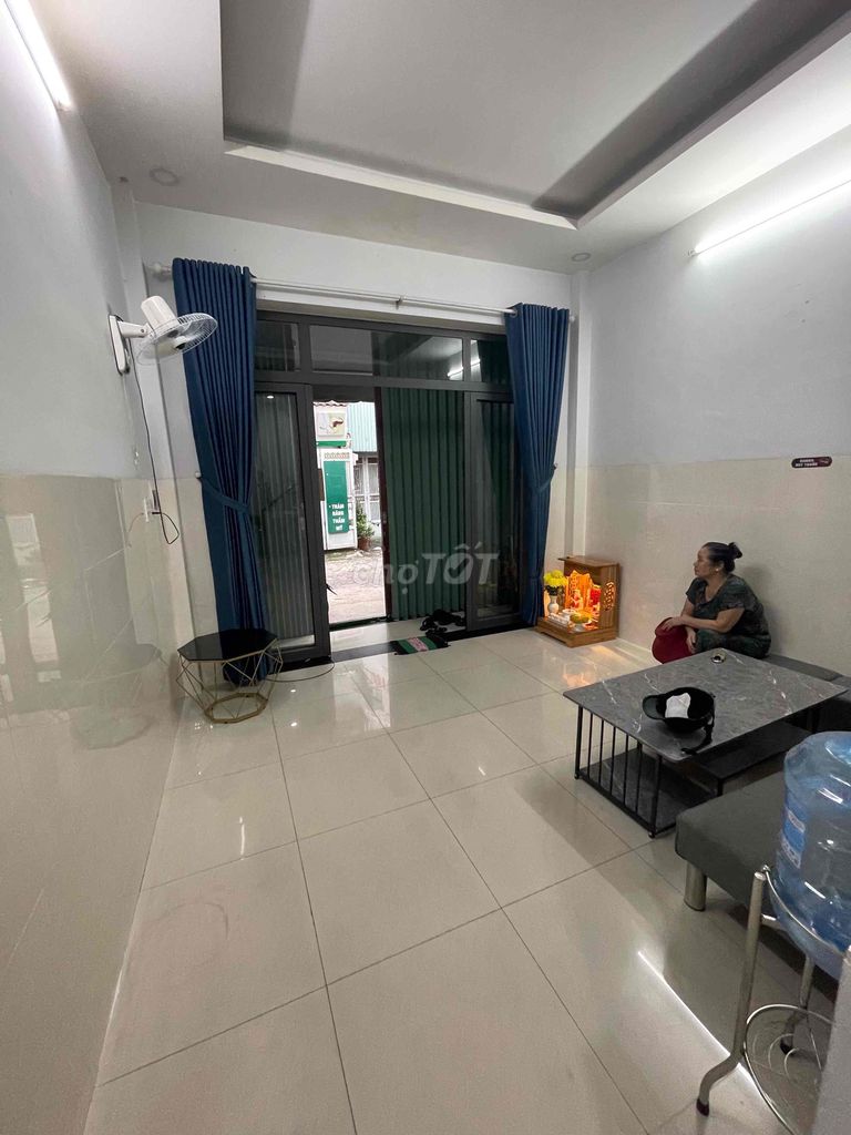 Rent a Đồng Xoài 4 x8 1 .3th floor bedroom 3 toilets full interior