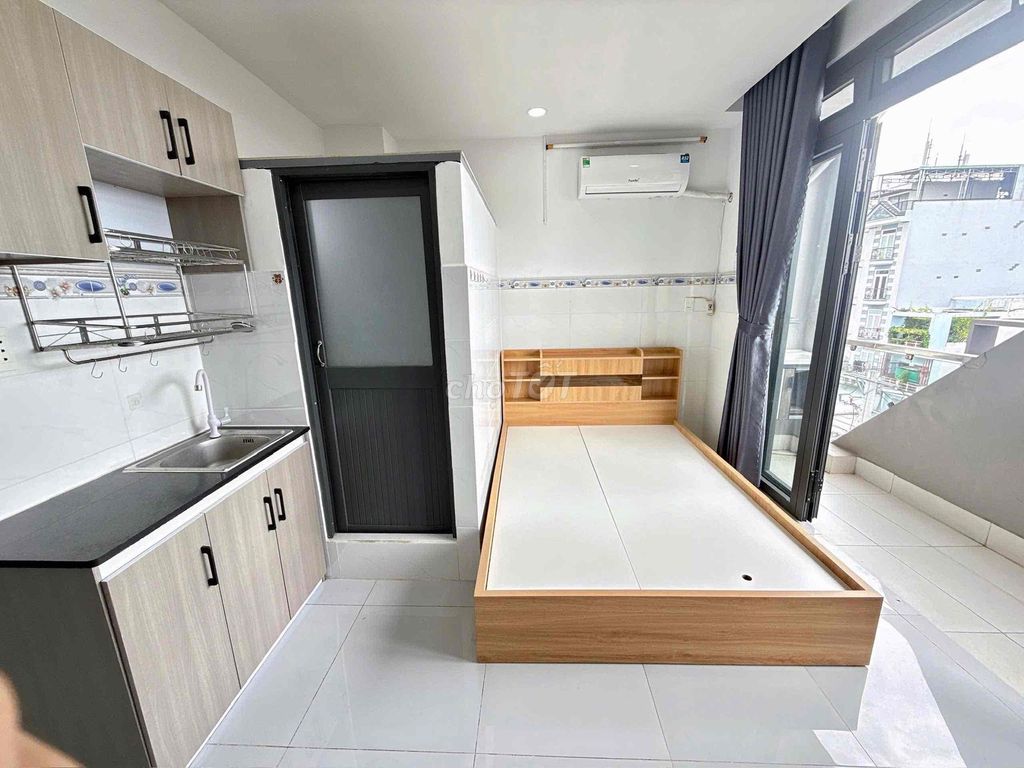 Room 1877, morning morning, Balcon - Bình Trị Đông