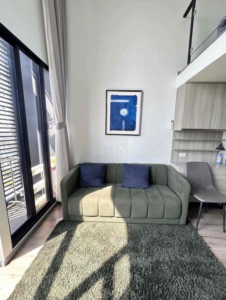 The new studio is full of its 35 M2-wide interiors right here at Nguyễn Sơn