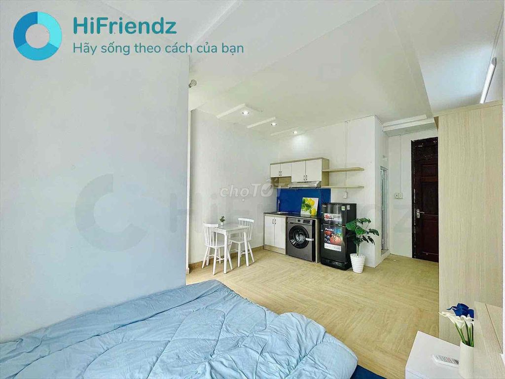 The balcony studio - full interior - clear Chu Văn An.
