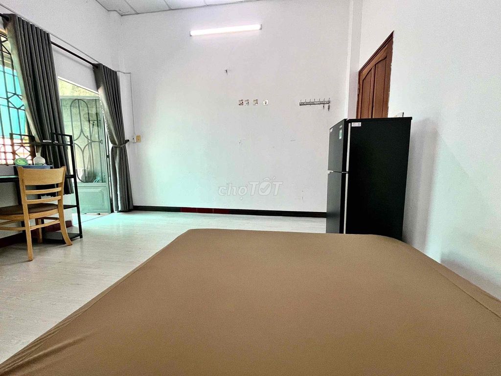 kitchen room.