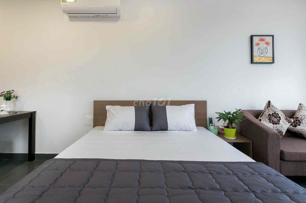 Let's rent a checkout of the Royal Sa Full Home