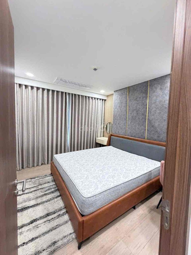 Rent three Kingdom bedrooms in 10 Full Seven immediately