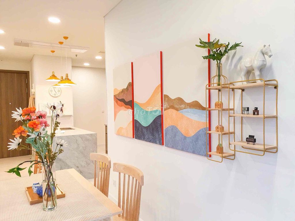 Rent three Kingdom bedrooms in 10 Full Seven immediately