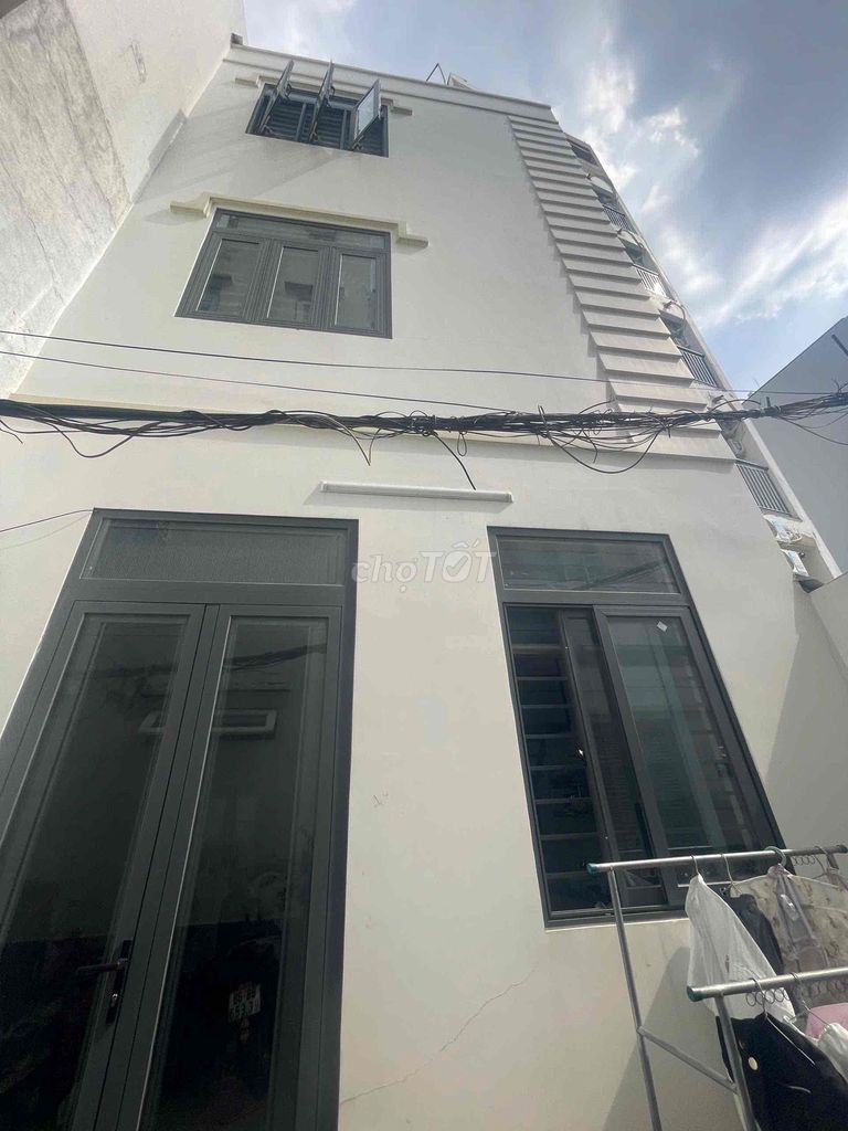 Lạc Long Quân root house, Tân Bình 4.85 x6.2 meters, 3 floors cost 10 million/than