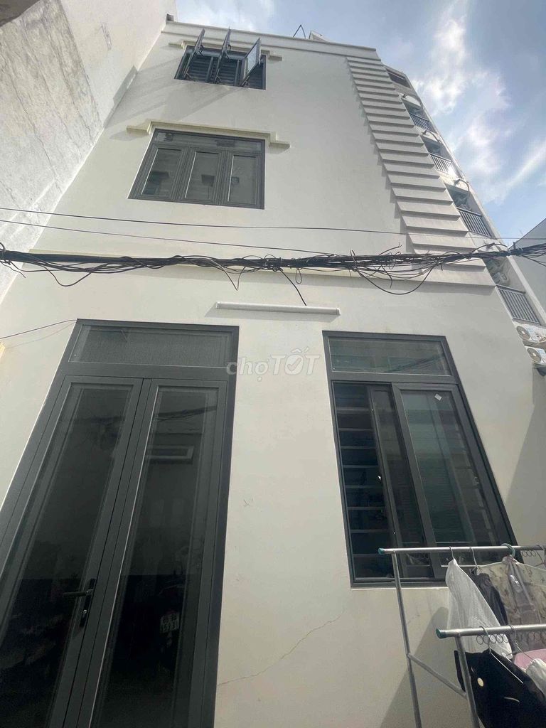 Lạc Long Quân root house, Tân Bình 4.85 x6.2 meters, 3 floors cost 10 million/than