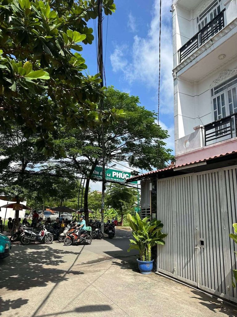 3 stories house - 4/4 X10 M area - Đào Tông Nguyên Nhà Bè car alley
