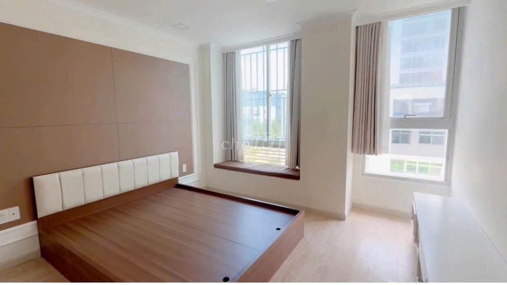 Rent the apartment three Star Hill bedrooms.
