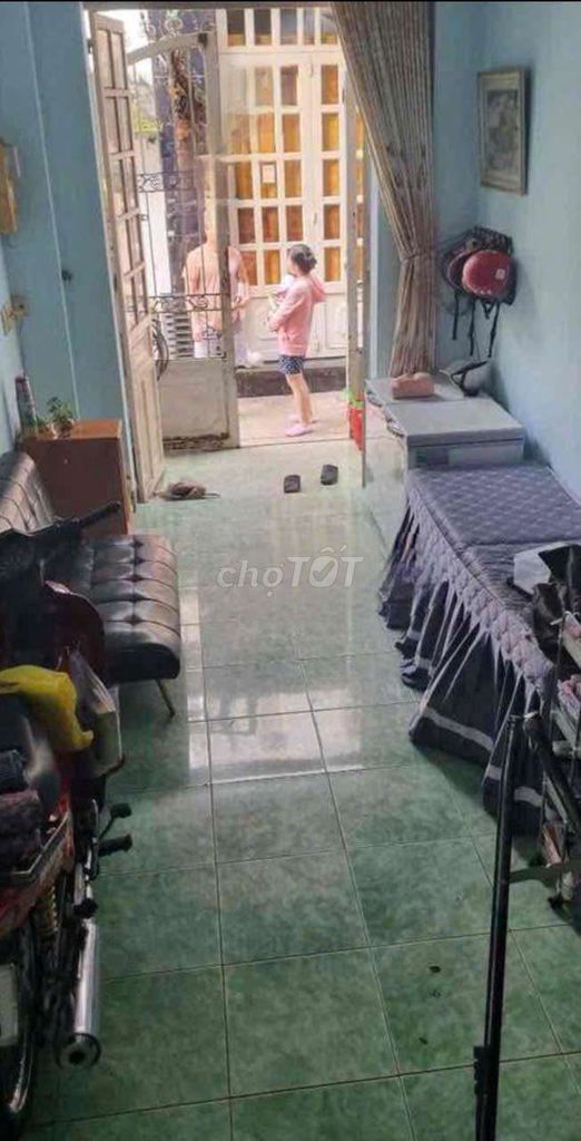 Two bedrooms. Two eight-million-megave toilets. One-Q-Go-go-go-go-go-go-go.