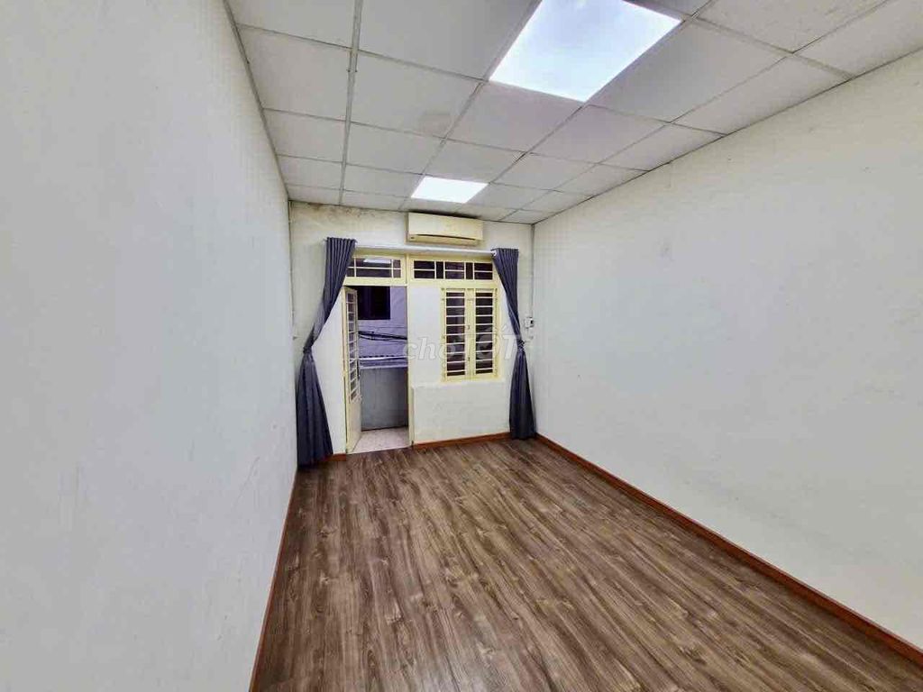 The beautiful little house of aeon new mall 310 meters a second floor of a bathroom