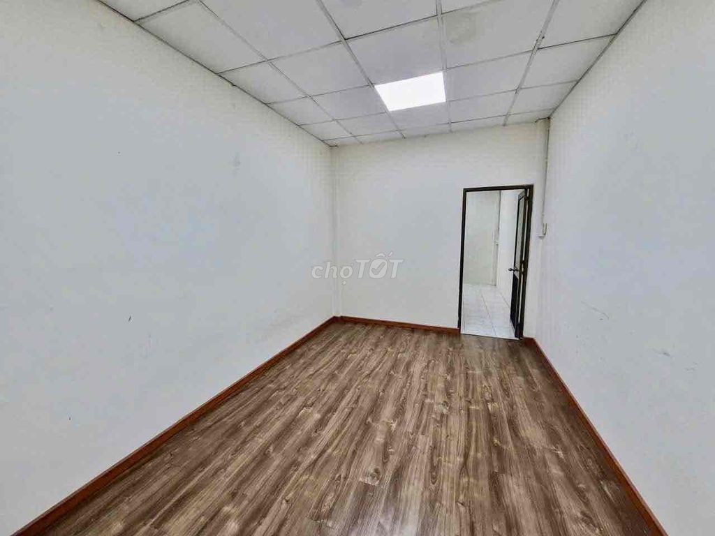 The beautiful little house of aeon new mall 310 meters a second floor of a bathroom