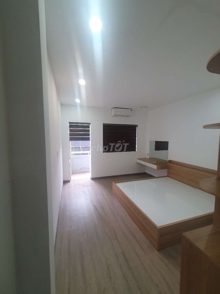 Rent the Lê Hồng Phong P Room. The Aspi Garden (Old Ten)
