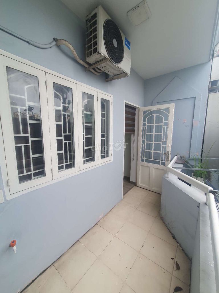 Rent the Lê Hồng Phong P Room. The Aspi Garden (Old Ten)
