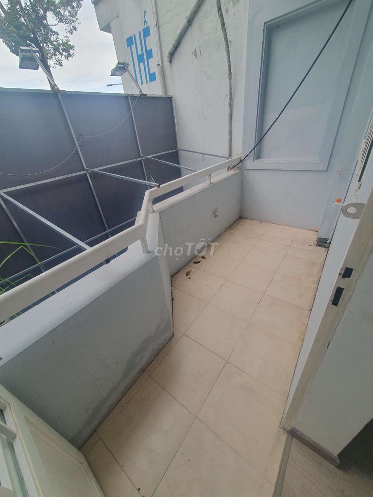 Rent the Lê Hồng Phong P Room. The Aspi Garden (Old Ten)