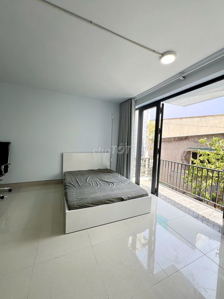 I've just opened up a nice room! 30 m2 400 Dương Quảng Hàm