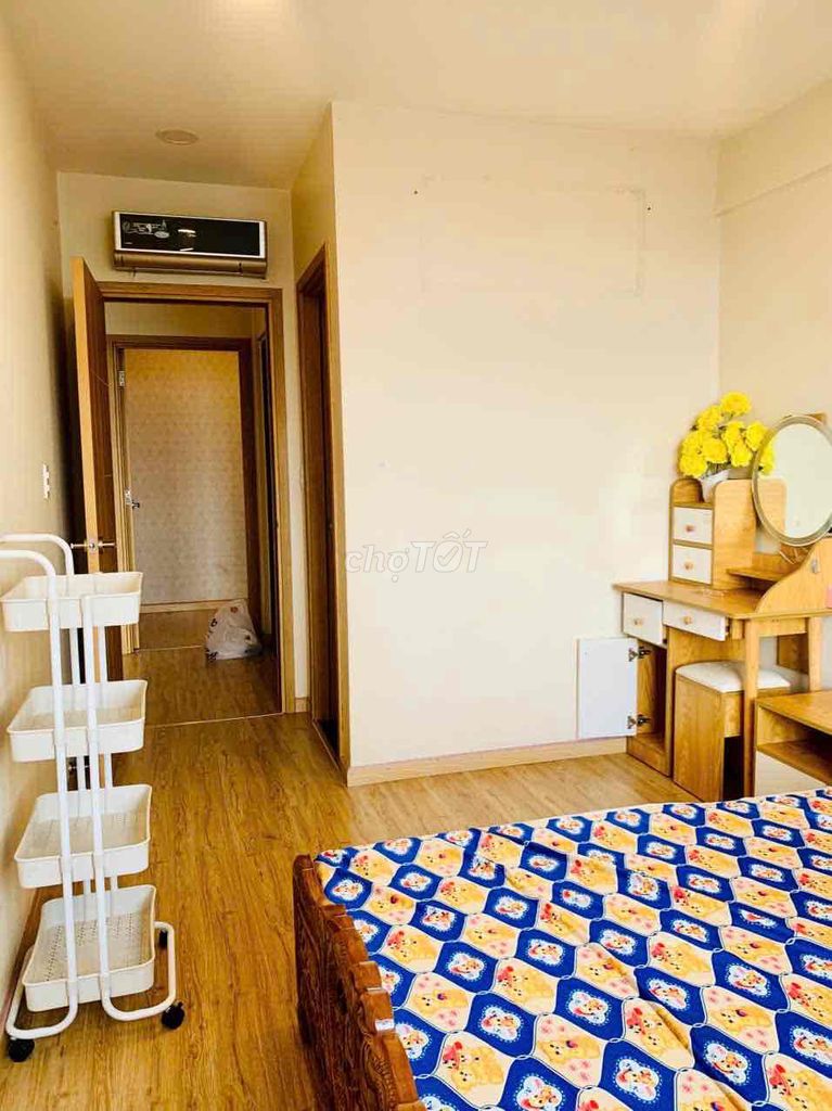 Rent us apartment Saigonhomes, 70 meters 2 bedrooms 2 toilets, Full Seven.