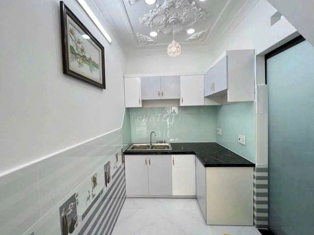 Rent the area of 3X8 M - car alley 2295 Huỳnh Tấn Phát - Nhà Bè
