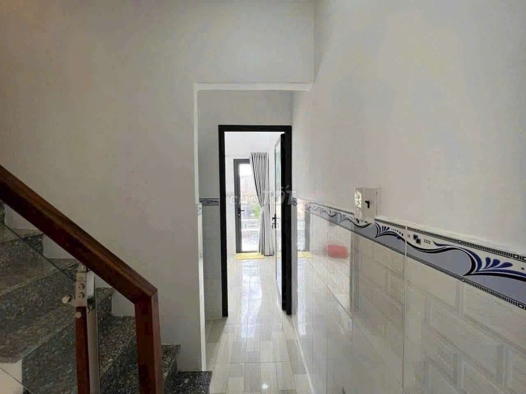 Rent the area of 3X8 M - car alley 2295 Huỳnh Tấn Phát - Nhà Bè